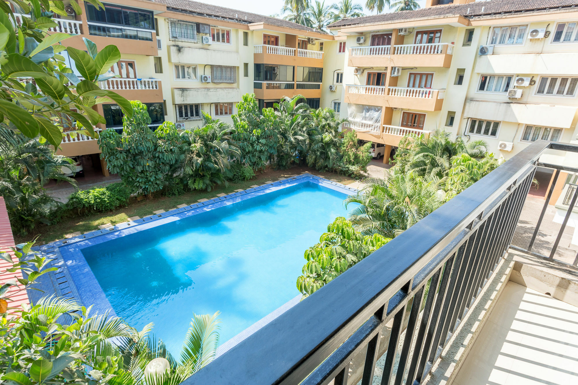 Treebo Trend Zeebo Suites آربورا المظهر الخارجي الصورة